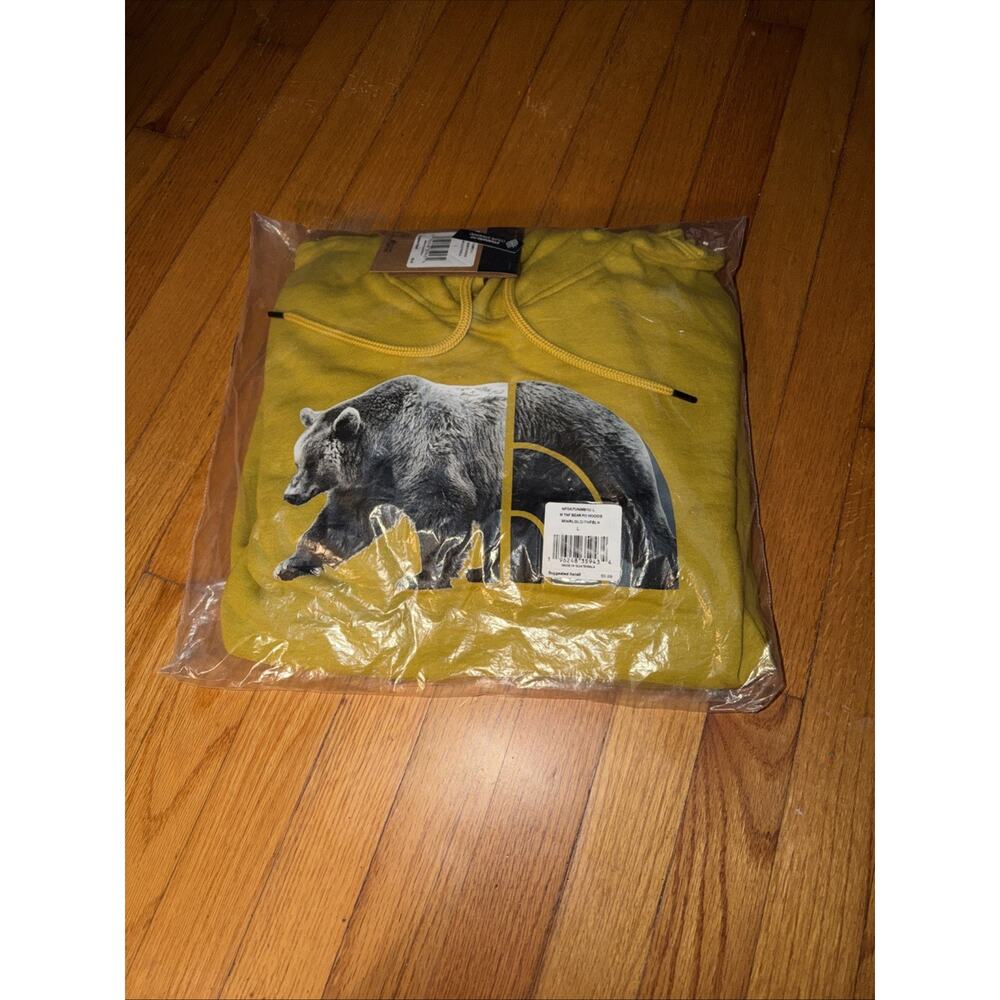 The North Face Hoodie Men's L Gold Black Pullover Bear Graphic Sweatshirt Fleece